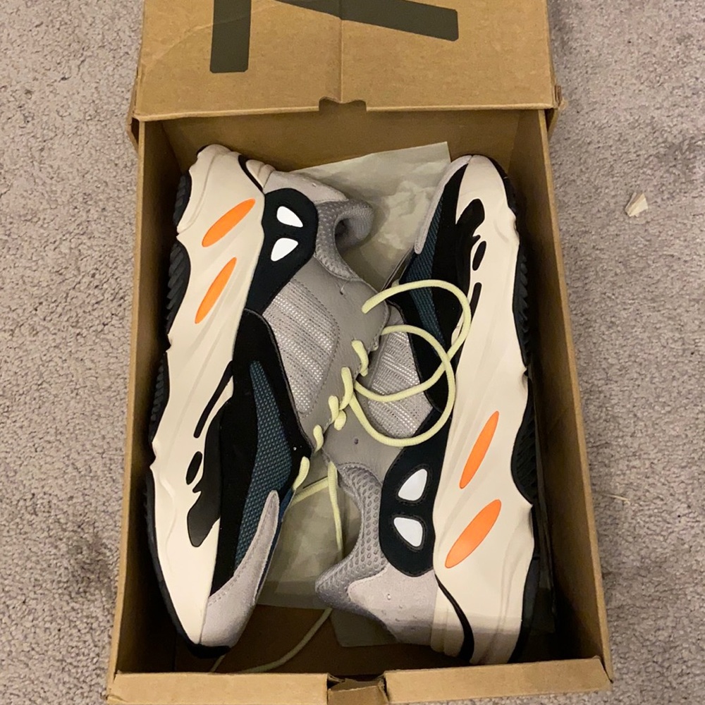 Yeezy Boost 700 Wave Runner - Size 14